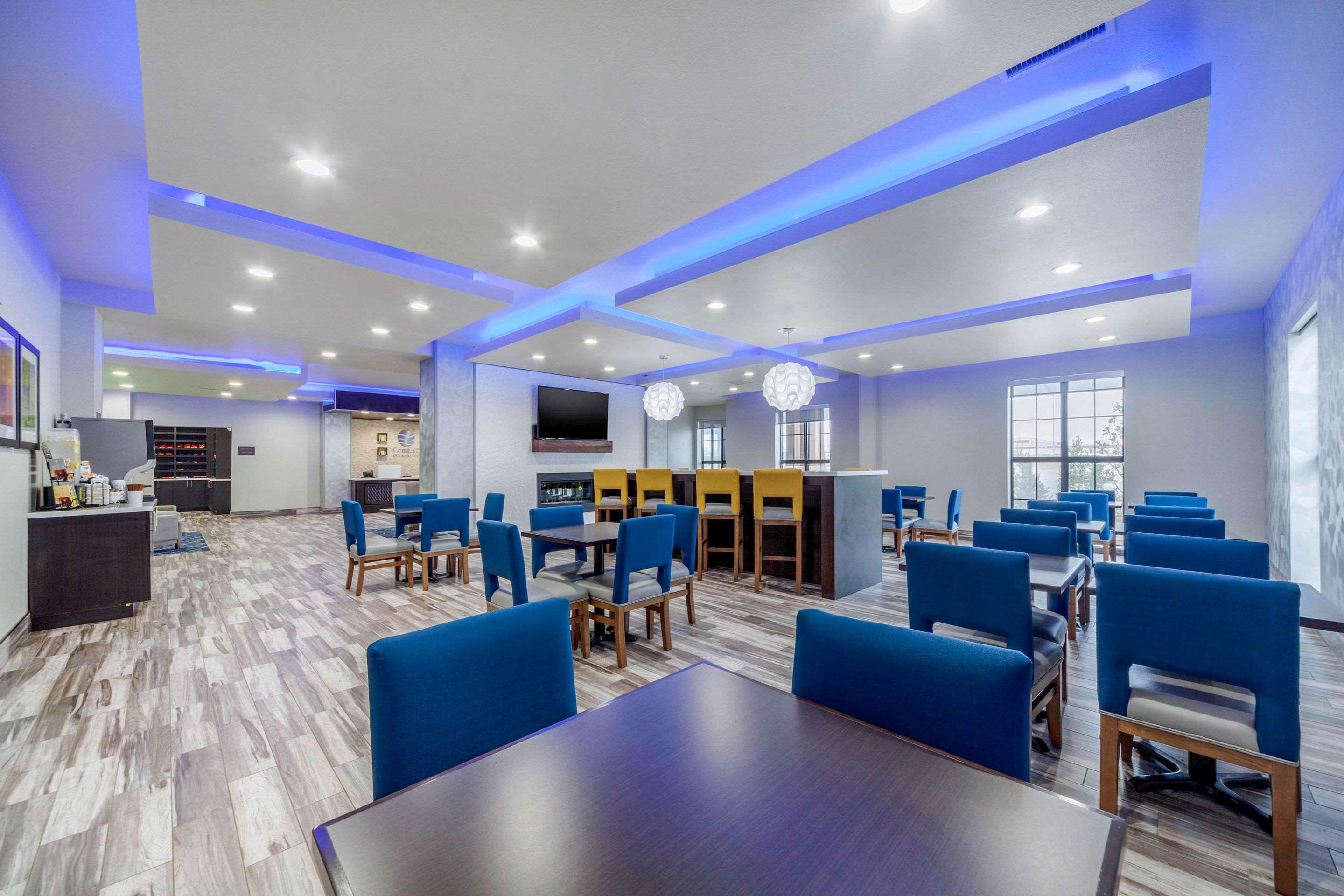 Comfort Inn & Suites Oklahoma City South I-35 Esterno foto